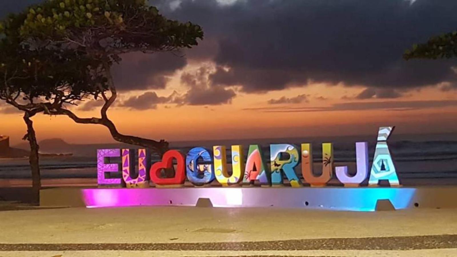 Apartamento 4 Quartos, 3 Banheiros, Vista Para O Mar Pitangueiras, Sacada, 1 Vaga De Garagem, Apenas 50 Metros Do Mar غوارويا المظهر الخارجي الصورة